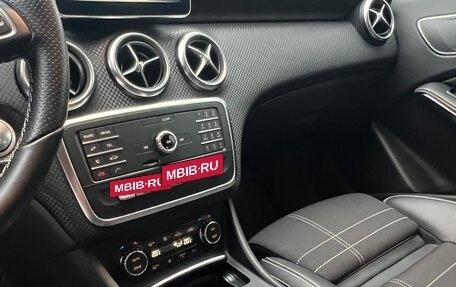 Mercedes-Benz A-Класс, 2016 год, 2 000 000 рублей, 9 фотография