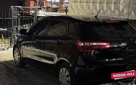 KIA Rio III рестайлинг, 2014 год, 880 000 рублей, 10 фотография