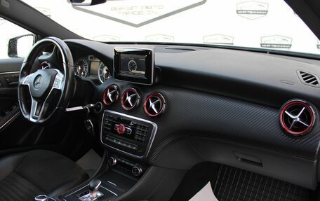 Mercedes-Benz A-Класс AMG, 2014 год, 2 400 000 рублей, 15 фотография