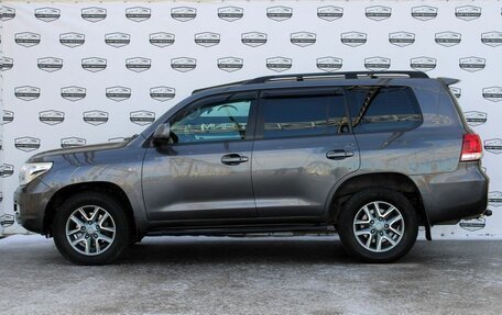 Toyota Land Cruiser 200, 2010 год, 3 150 000 рублей, 8 фотография