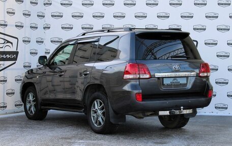 Toyota Land Cruiser 200, 2010 год, 3 150 000 рублей, 7 фотография