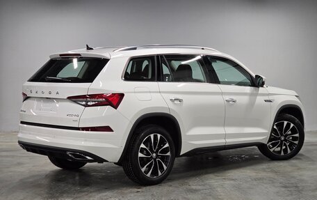 Skoda Kodiaq I, 2025 год, 4 645 000 рублей, 17 фотография