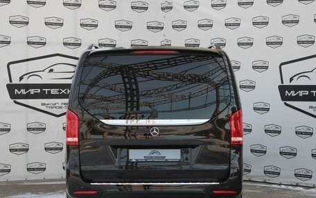 Mercedes-Benz V-Класс, 2019 год, 5 900 000 рублей, 6 фотография