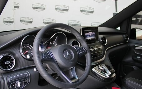 Mercedes-Benz V-Класс, 2019 год, 5 900 000 рублей, 13 фотография