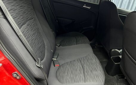 Hyundai Solaris II рестайлинг, 2014 год, 890 000 рублей, 24 фотография