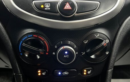 Hyundai Solaris II рестайлинг, 2014 год, 890 000 рублей, 15 фотография