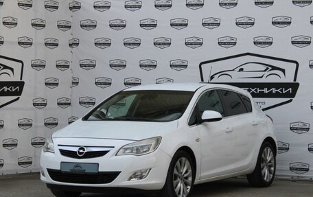 Opel Astra J, 2011 год, 730 000 рублей, 2 фотография