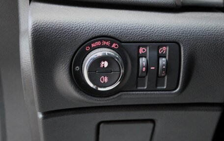 Opel Astra J, 2011 год, 730 000 рублей, 19 фотография