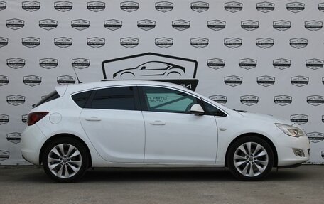 Opel Astra J, 2011 год, 730 000 рублей, 9 фотография