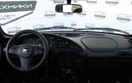 Chevrolet Niva I рестайлинг, 2012 год, 595 000 рублей, 12 фотография