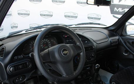 Chevrolet Niva I рестайлинг, 2012 год, 595 000 рублей, 13 фотография