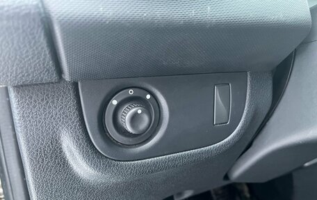 Renault Sandero II рестайлинг, 2018 год, 830 000 рублей, 10 фотография