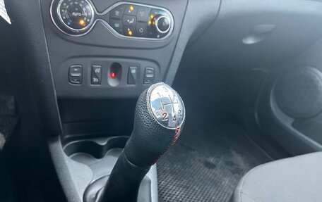 Renault Sandero II рестайлинг, 2018 год, 830 000 рублей, 15 фотография