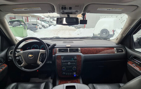 Chevrolet Tahoe III, 2012 год, 2 690 000 рублей, 17 фотография