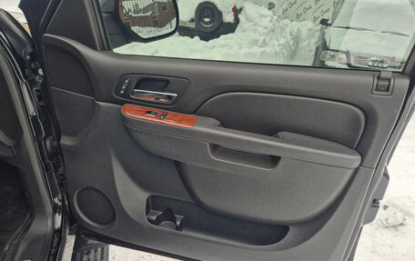 Chevrolet Tahoe III, 2012 год, 2 690 000 рублей, 23 фотография