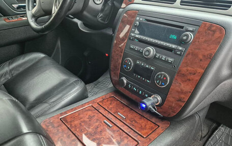 Chevrolet Tahoe III, 2012 год, 2 690 000 рублей, 24 фотография