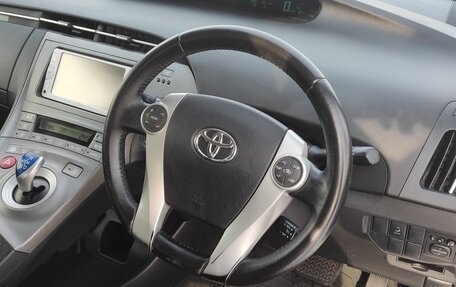 Toyota Prius, 2013 год, 1 150 000 рублей, 5 фотография