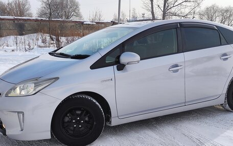 Toyota Prius, 2013 год, 1 150 000 рублей, 4 фотография