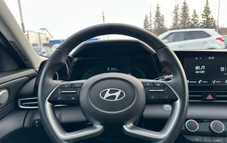 Hyundai Elantra, 2023 год, 1 970 000 рублей, 17 фотография