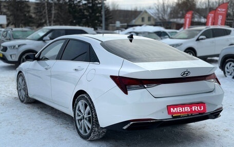 Hyundai Elantra, 2023 год, 1 970 000 рублей, 5 фотография