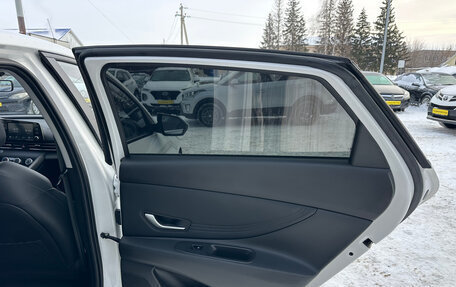 Hyundai Elantra, 2023 год, 1 970 000 рублей, 28 фотография