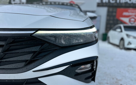 Hyundai Elantra, 2023 год, 1 970 000 рублей, 33 фотография