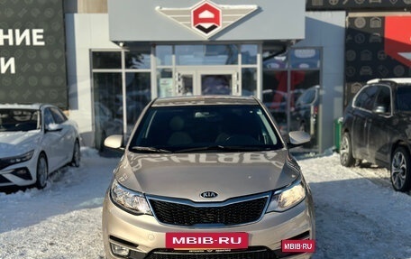 KIA Rio III рестайлинг, 2015 год, 950 000 рублей, 2 фотография