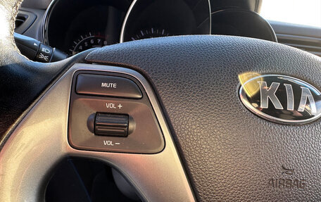 KIA Rio III рестайлинг, 2015 год, 950 000 рублей, 16 фотография