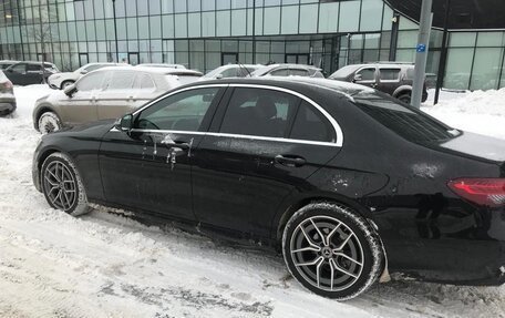 Mercedes-Benz E-Класс, 2021 год, 2 980 000 рублей, 1 фотография