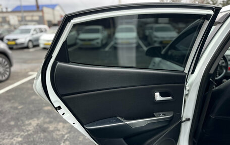 KIA Rio III рестайлинг, 2015 год, 994 990 рублей, 24 фотография