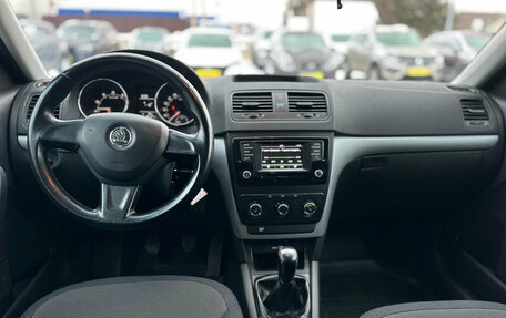 Skoda Yeti I рестайлинг, 2015 год, 1 290 000 рублей, 13 фотография