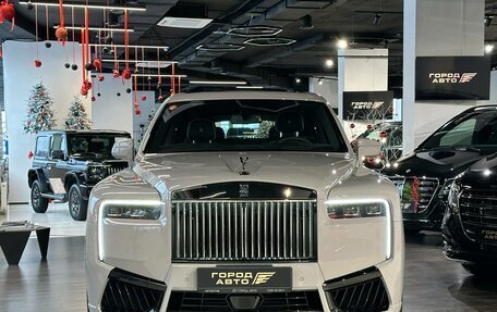 Rolls-Royce Cullinan, 2025 год, 69 000 000 рублей, 16 фотография