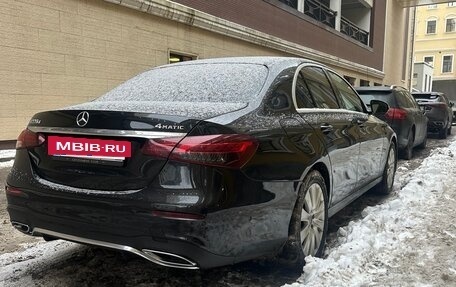 Mercedes-Benz E-Класс, 2021 год, 2 980 000 рублей, 5 фотография