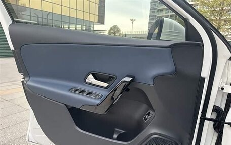 Mercedes-Benz A-Класс, 2022 год, 2 050 000 рублей, 19 фотография