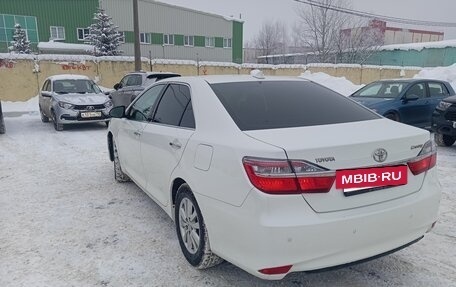Toyota Camry, 2015 год, 1 450 000 рублей, 7 фотография