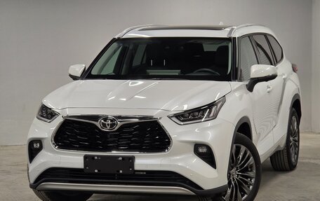 Toyota Highlander, 2025 год, 5 825 000 рублей, 30 фотография