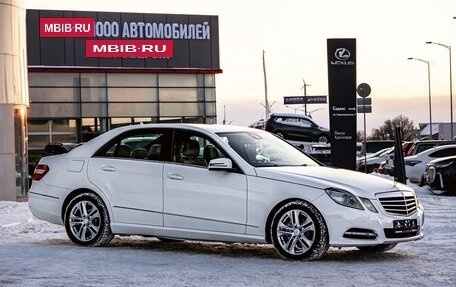 Mercedes-Benz E-Класс, 2012 год, 1 495 000 рублей, 3 фотография