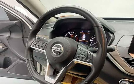 Nissan Altima VI (L34), 2022 год, 2 100 000 рублей, 13 фотография