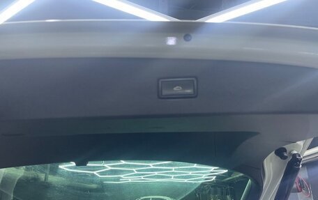 Volkswagen Tiguan II, 2018 год, 2 450 000 рублей, 3 фотография