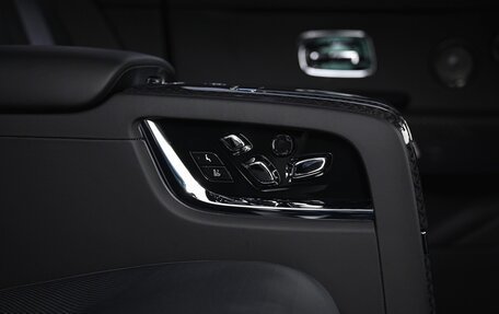 Rolls-Royce Cullinan, 2025 год, 53 000 000 рублей, 27 фотография