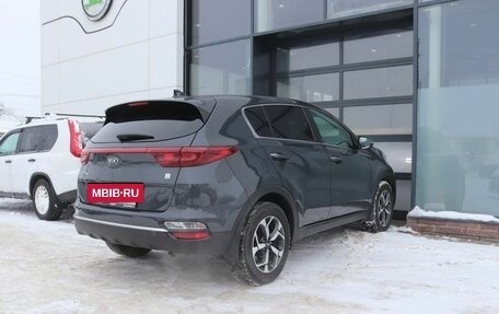 KIA Sportage IV рестайлинг, 2020 год, 2 179 000 рублей, 5 фотография