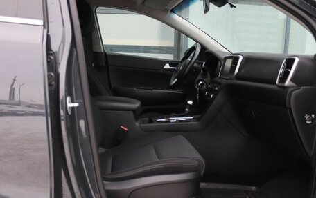 KIA Sportage IV рестайлинг, 2020 год, 2 179 000 рублей, 12 фотография