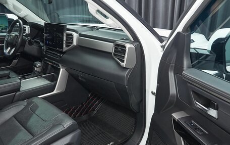 Toyota Sequoia, 2023 год, 10 900 000 рублей, 14 фотография