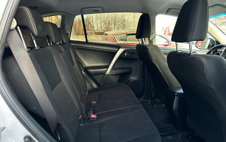 Toyota RAV4, 2014 год, 1 990 000 рублей, 29 фотография