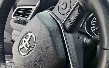 Toyota Camry, 2019 год, 2 750 000 рублей, 5 фотография