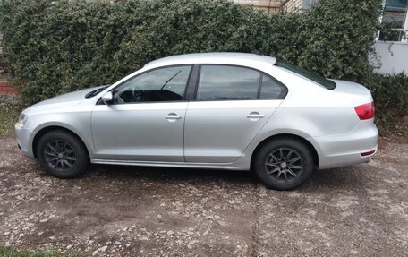 Volkswagen Jetta VI, 2012 год, 960 000 рублей, 3 фотография