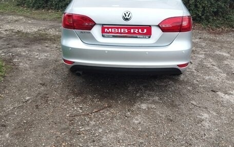 Volkswagen Jetta VI, 2012 год, 960 000 рублей, 4 фотография