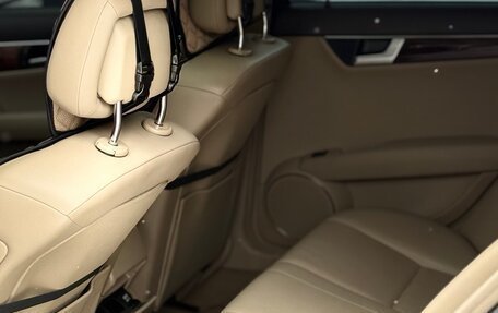 Mercedes-Benz C-Класс, 2011 год, 1 500 000 рублей, 9 фотография