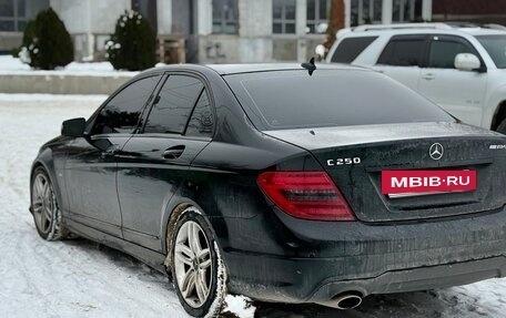 Mercedes-Benz C-Класс, 2011 год, 1 500 000 рублей, 6 фотография