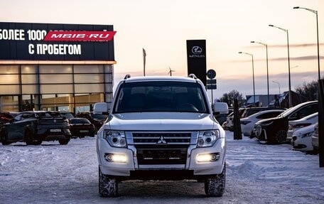 Mitsubishi Pajero IV, 2015 год, 2 295 000 рублей, 2 фотография